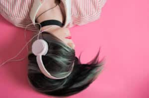 woman-listening-music